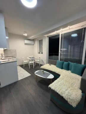 Nielma Apartment